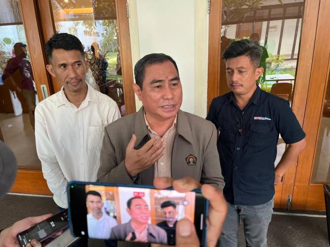 Ketua PWI Kalsel, Zainal Helmie