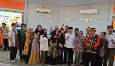 para alumni, khususnya rekan seangkatan pada masa waktu kuliah yang tergabung Ikatan Mahasiswa Fisip (Ikmafis 84), Selasa (23/6/2026) (SuarIndonesia/ZI)