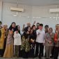 para alumni, khususnya rekan seangkatan pada masa waktu kuliah yang tergabung Ikatan Mahasiswa Fisip (Ikmafis 84), Selasa (23/6/2026) (SuarIndonesia/ZI)