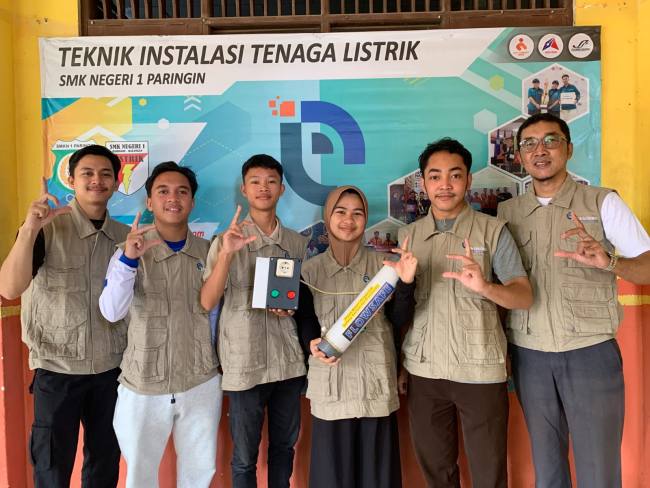 Electriciteam SMK Negeri 1 Paringin kembali mengharumkan nama Indonesia di kancah internasional. - Foto: Mc.Balangan