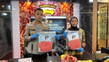 Barang bukti kasus paman cabuli dua ponakan di Pontianak. (Foto: Ocsya Ade CP)