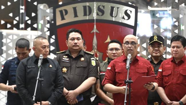Kejaksaan Agung menetapkan tersangka baru dalam kasus korupsi program Makan Bergizi Gratis. (Foto: Antara/M Risyal H)