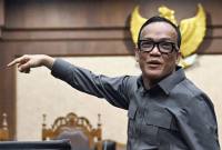 Terdakwa kasus dugaan pemerasan dalam pengurusan sertifikat K3 di Kementerian Ketenagakerjaan Immanuel Ebenezer bersiap mengikuti sidang pembacaan putusan di Pengadilan Tipikor, Jakarta, Kamis (4/6/2026). Immanuel Ebenezer atau Noel menjalani sidang pembacaan putusan majelis hakim terkait kasus dugaan pemerasan pengurusan sertifikat Keselamatan dan Kesehatan Kerja (K3) di lingkungan Kemenaker dan gratifikasi pada periode 2024–2025. (Foto: Antara/Bayu Pratama S)