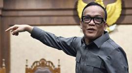 Terdakwa kasus dugaan pemerasan dalam pengurusan sertifikat K3 di Kementerian Ketenagakerjaan Immanuel Ebenezer bersiap mengikuti sidang pembacaan putusan di Pengadilan Tipikor, Jakarta, Kamis (4/6/2026). Immanuel Ebenezer atau Noel menjalani sidang pembacaan putusan majelis hakim terkait kasus dugaan pemerasan pengurusan sertifikat Keselamatan dan Kesehatan Kerja (K3) di lingkungan Kemenaker dan gratifikasi pada periode 2024–2025. (Foto: Antara/Bayu Pratama S)