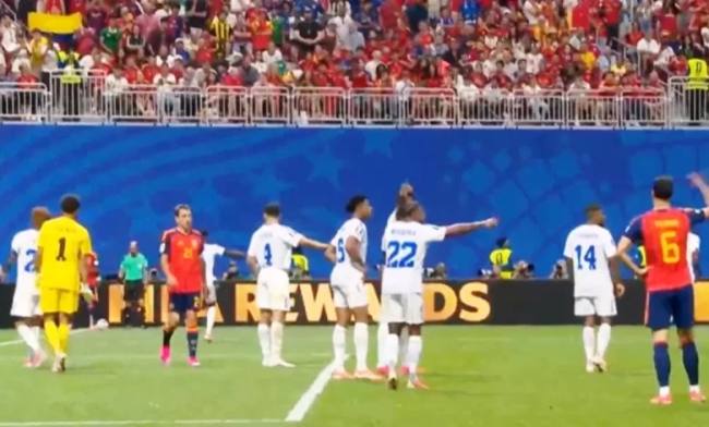 La Furia Roja tertahan 0-0 bermain tanpa gol melawan Tanjung Verde dan merupakan kejutan sekaligus sejarah di Piala Dunia 2026.
