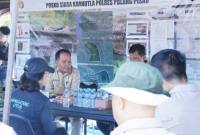 Gubernur Kalteng Agustiar Sabran dan jajaran meninjau langsung penanganan kebakaran hutan dan lahan di Pos Siaga Penanganan Karhutla Kabupaten Pulang Pisau, Jumat (24/7/2026). (Foto: HO-Biro Adpim Pemprov Kalteng)