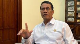Menteri Pertanian Andi Amran Sulaiman dalam bincang bersama awak media di Jakarta, Jumat (31/7/2026). (Foto: Antara/Harianto)