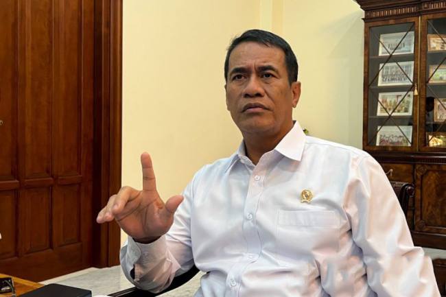 Menteri Pertanian Andi Amran Sulaiman dalam bincang bersama awak media di Jakarta, Jumat (31/7/2026). (Foto: Antara/Harianto)