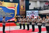 Kapolri Jenderal Listyo Sigit Prabowo resmi melantik enam Kapolda dan Kepala Korps Lalu Lintas (Kakorlantas), dan Kapuslitbang Polri. (Foto: Istimewa)