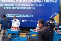 Semua barang bukti dimusnahkan di Halaman Kanwil DJBC Kalbagsel di Jalan A Yani Banjarmasin, dengan dihadiri perwakilan dari instansi TNI, Polri, Kejaksaan hingga Pemerintah Daerah. Rabu (29/7/2026) (SuarIndonesia/DO)