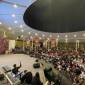 Suasana di kawasan tugu nol km dipenuhi masyarakat yang nobar piala dunia bersama Gubernur Kalsel. Foto : istimewa