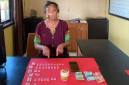 SH, Nenek 70 tahun di Kotawaringin Timur ditangkap karena diduga mengedarkan sabu-sabu. (Foto: Humas Polres Kotim)