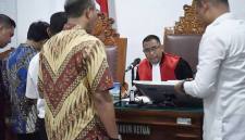 Sidang praperadilan yang diajukan oleh mantan Jaksa Agung Muda Tindak Pidana Khusus (Jampidsus) Febrie Adriansyah untuk menggugat keabsahan upaya paksa penyitaan dalam penyidikan kasus dugaan tindak pidana pencucian uang (TPPU) dengan termohon Ditreskrimsus Polda Metro Jaya, Korps Pemberantasan Tindak Pidana Korupsi (Kortas Tipidkor) Polri, serta Direktorat Penyidikan Jaksa Agung Muda Tindak Pidana Khusus Kejaksaan Agung. (Foto: Antara/Indrianto Eko S)