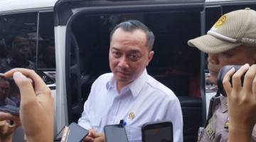 Menteri Sekretaris Negara Prasetyo Hadi saat memberi keterangan di kompleks parlemen, Jakarta, Selasa (11/8/2026). (Foto: Antara/Bagus Ahmad R)