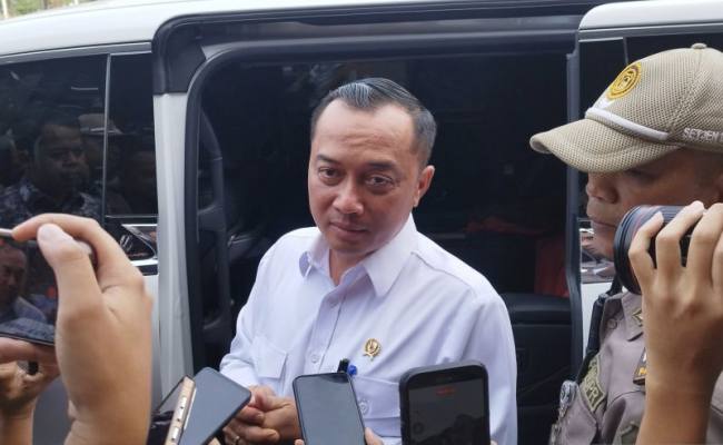 Menteri Sekretaris Negara Prasetyo Hadi saat memberi keterangan di kompleks parlemen, Jakarta, Selasa (11/8/2026). (Foto: Antara/Bagus Ahmad R)