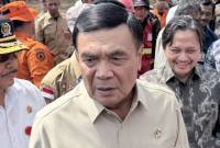 Menko Polkam Jenderal TNI (Purn) Djamari Chaniago (tengah) saat kunjungan kerja di Banjarbaru, Kalimantan Selatan, Sabtu (1/8/2026). (Foto: Antara/Tumpal Andani A)