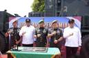 
Pangdam VI/Mulawarman Mayjen TNI Krido Pramono bersama Wagub Kaltim Seno Aji dan sejumlah pejabat saat peresmian Batalyon Artileri Medan (Armed) 22/Kesumawira di Kutai Kartanegara, Rabu (19/8/2026). (Foto: HO-Adpim Pemprov Kaltim)