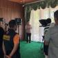 Bupati Balangan, Abdul Hadi saat tag video untuk memberikan sambutan dalam film dokumenter banjir bandang Kecamatan Tebing Tinggi.