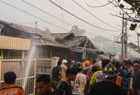-Lagi, amuk api, Sabtu (8/8/2026), sekitar pukul 16.00 WITA di Jalan Pembangunan 1 RT 30 RW 02 Banjarmasin Barat (SuarIndonesia/DO)