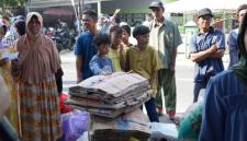 Sampah yang terkumpul dari penukaran dengan sembako di Desa Sungai Rangas Hambuku, Kabupaten Banjar, mencapai hampir 2 ton, Minggu (9/8/2026) (SuarIndonesia/RW)