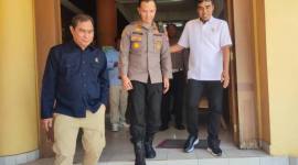 Kombes Pol Riza Muttaqin bersama jajarannya melakukan kunjungan ke Sekretariat PWI Kalsel di Jalan Hidayatullah Banua Anyar, Senin (10/8/2026) (SuarIndonesia/Repro)
