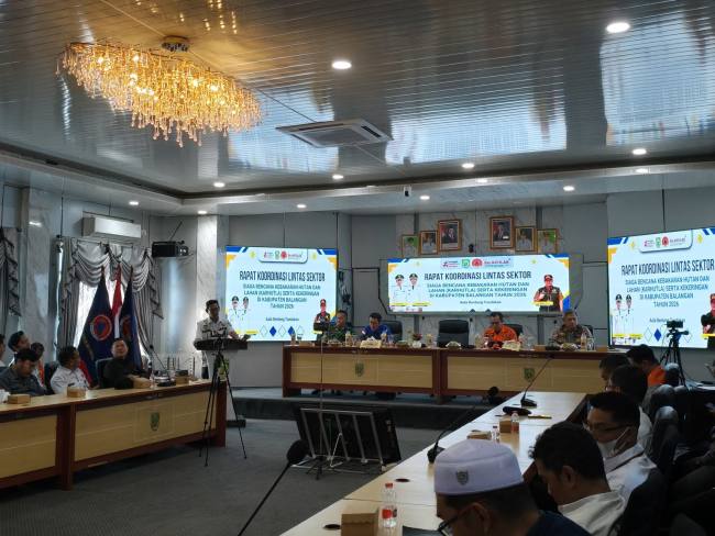 Pemkab Balangan gelar Rapat Koordinasi Lintas Sektor Siaga Karhutla dan Kekeringan, bertempat di Aula Benteng Tundakan Balangan