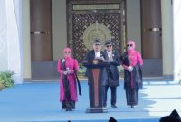Gubernur Kalsel, H. Muhidin meresmikan Masjid Syekh Muhammad Arsyad Al Banjarni.  Bertepatan dengan puncak peringatan Hari Jadi ke 76 Provinsi Kalsel, Kamis (13/8/2026) (SuarIndonesia/RW)
