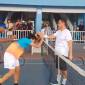 Uncle Zae, kembali mencatat prestasi di Tahun 2026, menjuarai Turnamen Tenis Mercedes-Benz Club Banjarmasin di lapangan tenis Dharma Praja, Sabtu (22/8/2026) (SuarIndonesia/Ist)