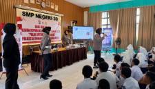 Suasana berbeda ini mewarnai SMP Negeri 30 Banjarmasin, Senin (24/8/2026). (SuarIndonesia/YI)