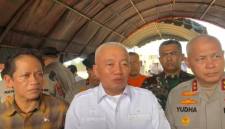 Kapolda Kalsel dampingi Wamenko Pangan RI, Hanif Faisol Nurofiq, Gubernur Kalsel,H Muhidin serta Danrem 101/Antasari, Brigadir Jenderal TNI Ilham Yunus, Rabu (26/8/2026). SuarIndonesia/Ist)