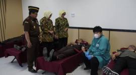 Kegiatan sosial kemanusiaan donor darah dilaksnakan jajaran  Kejaksaan Tinggi Kalimantan Selatan (Kejati Kalsel), Senin, (31/8/2026). (SuarIndonesia/Ist)