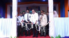 Badan Penanggulangan Bencana Daerah (BPBD) Kabupaten Balangan meluncurkan Rumah Panggung Evakuasi Aman Bencana Berbasis Kemitraan (Bapangku Bamitra) di Desa Pupuyuan, Kecamatan Lampihong, Rabu (8/7/2026). Peresmian Bapangku Bamitra dilakukan oleh Asisten Bidang Pemerintahan dan Kesejahteraan Rakyat Sekretariat Daerah Kabupaten Balangan, Aidinnor. Foto : MC Balangan