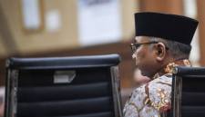 Terdakwa kasus dugaan korupsi kuota haji Yaqut Cholil Qoumas mengikuti sidang dengan agenda tanggapan perlawanan Jaksa Penuntut Umum (JPU) KPK di Pengadilan Tipikor, Jakarta, Jumat (21/8/2026). (Foto: Dok Antara/M Adimaja)