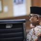 Terdakwa kasus dugaan korupsi kuota haji Yaqut Cholil Qoumas mengikuti sidang dengan agenda tanggapan perlawanan Jaksa Penuntut Umum (JPU) KPK di Pengadilan Tipikor, Jakarta, Jumat (21/8/2026). (Foto: Dok Antara/M Adimaja)
