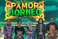 Ketua Dekranasda Kalsel, Hj. Fathul Jannah Muhidin saat menghadiri kegiatan Pamor Borneo 2026. Foto : istimewa
