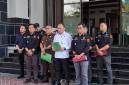Kepala Pusat Penerangan Hukum (Kapuspenkum) Kejaksaan Agung Anang Supriatna (tengah) memberikan keterangan pers di Gedung Kejari Jakarta Pusat, Jakarta Pusat, Selasa (29/9/2026). (Foto: Antara/Nadia Putri R)