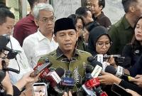 Menteri Kehutanan Raja Juli Antoni memberikan keterangan kepada wartawan seusai rapat kerja bersama Komisi IV DPR RI di Kompleks Parlemen, Senayan, Jakarta, Rabu (16/9/2026). (Foto: Antara/Aria Ananda)