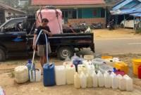 Pemprov Kalteng salurkan air bersih ke berbagai desa di sejumlah kabupaten (2/9/2026). (Foto: HO-Pemprov Kalteng)