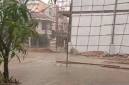 Kondisi hujan di Jalan Rajawali, Kecamatan Pontianak Kota, Kota Pontianak, pada Jumat (4/9/2026) sore. (Foto; Antara/Dedi)