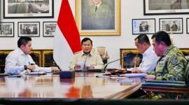 Presiden Prabowo Subianto memimpin rapat terbatas penanganan sejumlah bencana di Indonesia secara virtual di Jakarta, Senin (7/9/2026). (Foto: HO-BPMI Sekretariat Presiden)