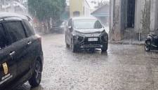 Hujan membasahi wilayah Kecamatan Liang Anggang, Kota Banjarbaru, beberapa waktu lalu. (Foto: HO-MC Kominfo Banjarbaru)