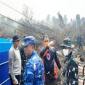 Kapolda Kalsel Irjen Pol Rosyanto Yudha Hermawan bersama Danrem 101/Antasari Brigjen TNI Ilham Yunus, Danlanud Sjamsudin Noor Kolonel Pnb Hilman LP Ambarita dan Kepala BPBD Kalsel Ronny Eka Saputra saat penanggulangan karhutla di area ring 1 Bandara Internasional Syamsudin Noor di Banjarbaru, Jumat (18/9/2026). (Foto: HO-Antara)
