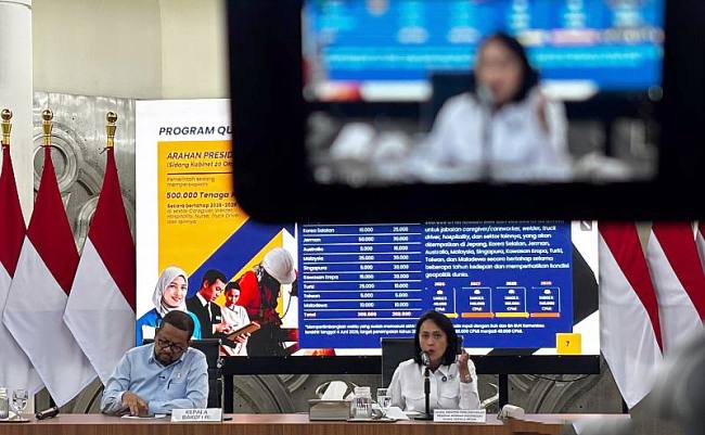 
Wakil Menteri Perlindungan Pekerja Migran Indonesia (P2MI) Christina Aryani memberikan keterangan media di Auditorium Badan Komunikasi Pemerintah di Jakarta, Rabu (2/9/2026). (Foto: Antara/Prisca Triferna V)