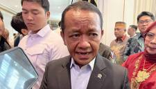 Menteri Energi dan Sumber Daya Mineral (ESDM) Bahlil Lahadalia memberi keterangan setelah acara Innovation Technology for Social and Environmental Awards (InTechSEA) yang digelar di Jakarta, Senin (14/9/2026). (Foto: Antara/Putu Indah S)