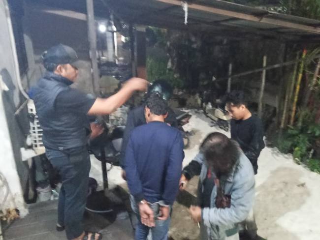 Tersangka  AF (36) diamaan Polisi. (SuarIndonesia/Ist)