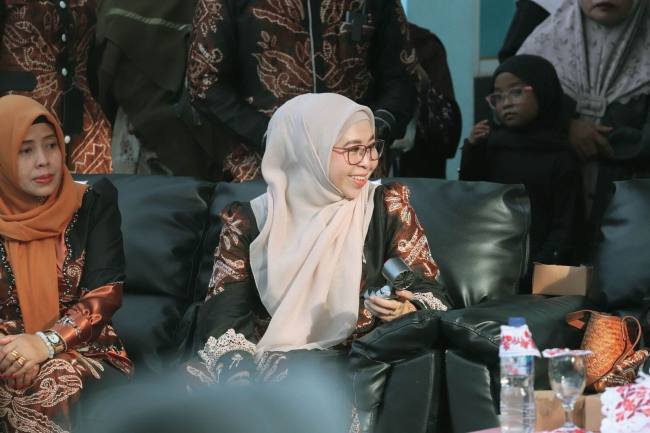 Ketua DPRD Kabupaten Balangan, Lindawati