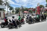 Antrean warga yang ingin membeli Pertamax di SPBU Pertamina Banjrmasin. (Foto:  detikKalimantan)