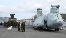 Helikopter angkut berat CH-47 Chinook milik Japan Ground Self-Defense Force (JGSDF) membantu Indonesia memadamkan karhutla. (Foto: Istimewa)
