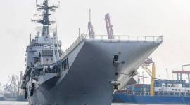 Kapal Induk Giuseppe Garibaldi saat bersandar di Dermaga 107, Pelabuhan Tanjung Priok, Jakarta Utara, Jumat (18/9/2026). (Foto: Antara/Walda Marison)