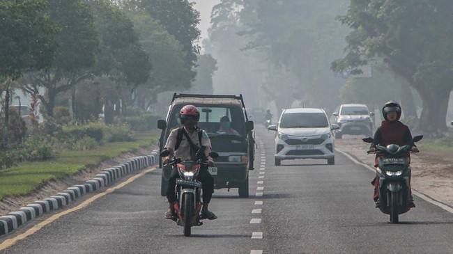 Kabut asap kembali kepung kota Palangka Raya. (Foto: Antara/Auliya Rahman)